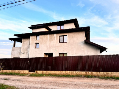 VILA DE VANZARE P+E+M   BREAZU -  IASI 