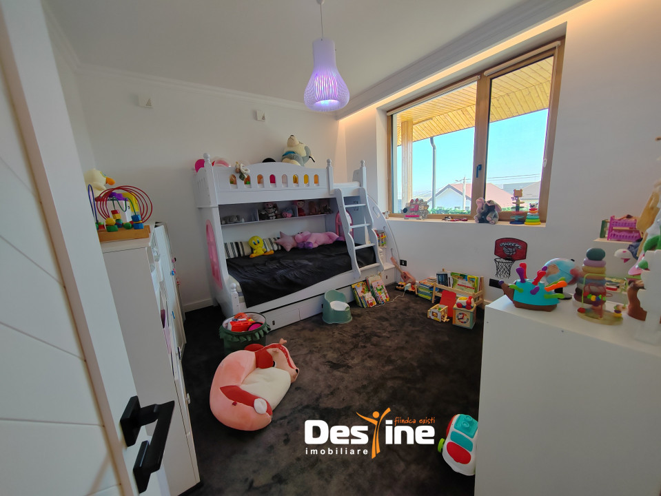 CORNEȘTI - Casă modernă P+1+POD, Clasa A, 196.5 mp + 500 mp teren
