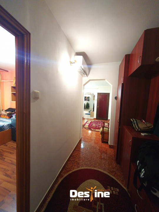  cartier NICOLINA II - Apartament 3 camere DECOMANDAT 70,23 mp