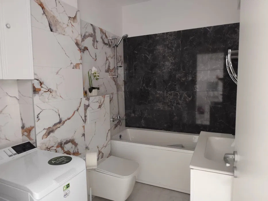 Apartament 2 cam DECOMANDAT 77 MP, TRACTORUL