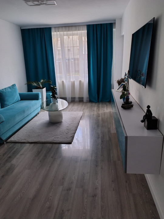 Apartament 3 CAM DECOMANDAT 70 MP, PARTER - GRADINA, ASTRA