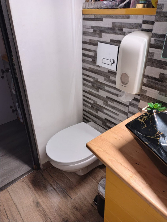 Apartament 3 CAM DECOMANDAT 70 MP, PARTER - GRADINA, ASTRA