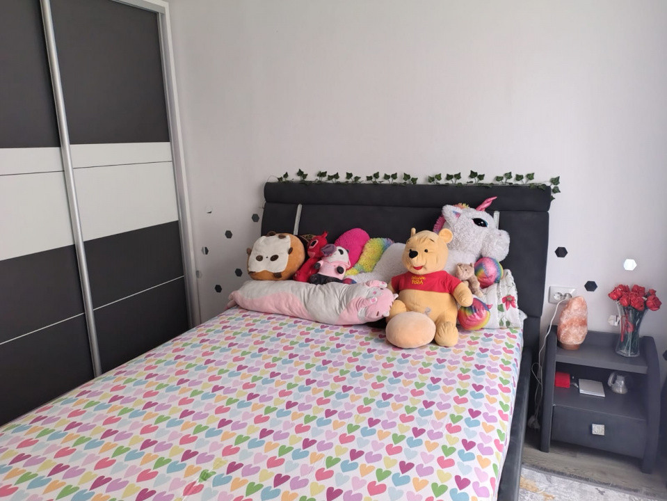 Apartament 3 CAM DECOMANDAT 70 MP, PARTER - GRADINA, ASTRA