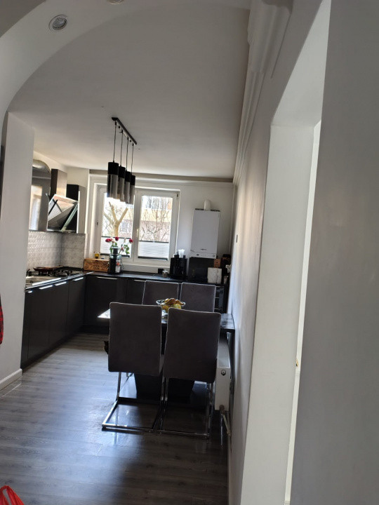 Apartament 3 CAM DECOMANDAT 70 MP, PARTER - GRADINA, ASTRA