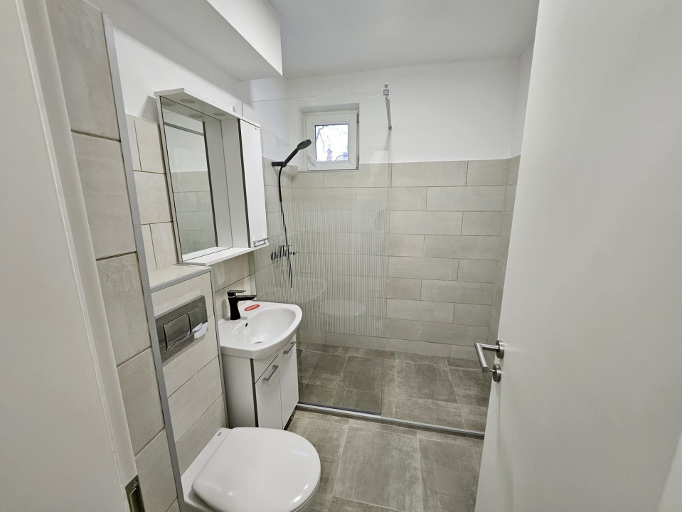 APARTAMENT DE INCHIRIAT 2 CAMERE - ZONA CENTRALA - PARTER -57mp