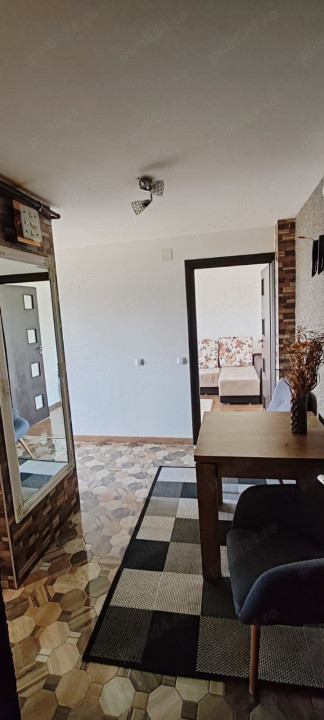Apartament 2 cam de vanzare, 55 MP, et 3, STUPINI