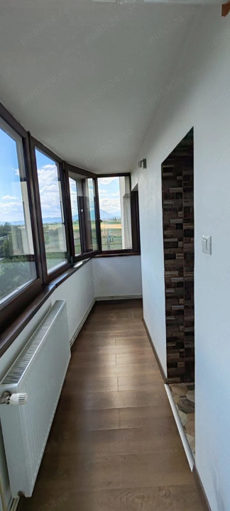 Apartament 2 cam de vanzare, 55 MP, et 3, STUPINI