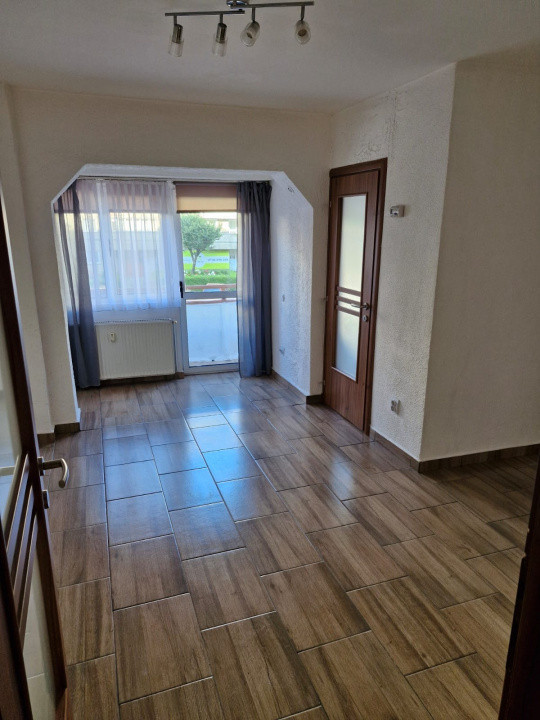 Garsonieră complet mobilată | CENTRUL CIVIC | etajul 1 cu balcon 