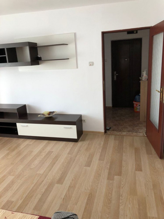 Apartament 2 camere, etaj 4/4, zona Eremia Grigorescu