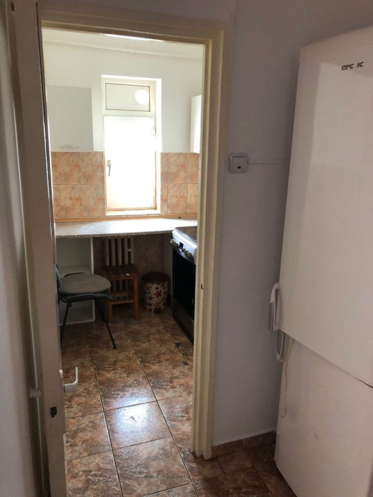 Apartament 2 camere, etaj 4/4, zona Eremia Grigorescu