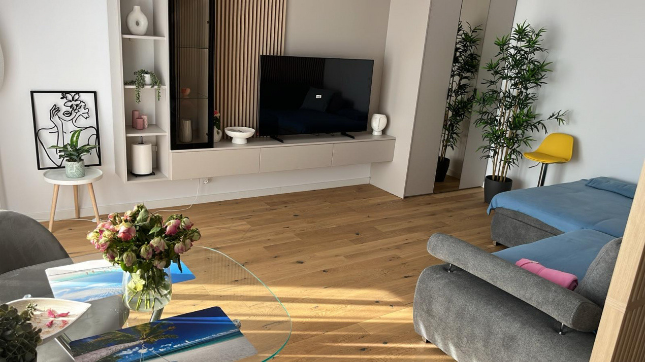Apartament de Lux cu Terasă Spațioasă - Crângași, 2 min Metrou și Piață