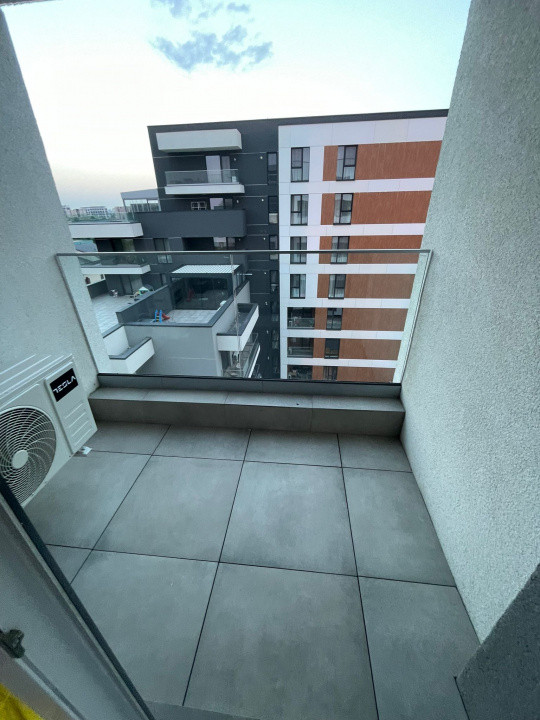 Apartament de Lux cu Terasă Spațioasă - Crângași, 2 min Metrou și Piață