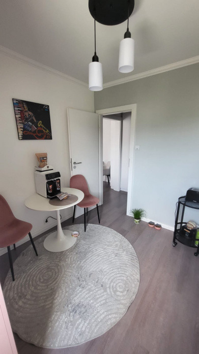 Apartament de vânzare 2 camere, zona Astra |complet mobilat și utilat | etaj 4/4