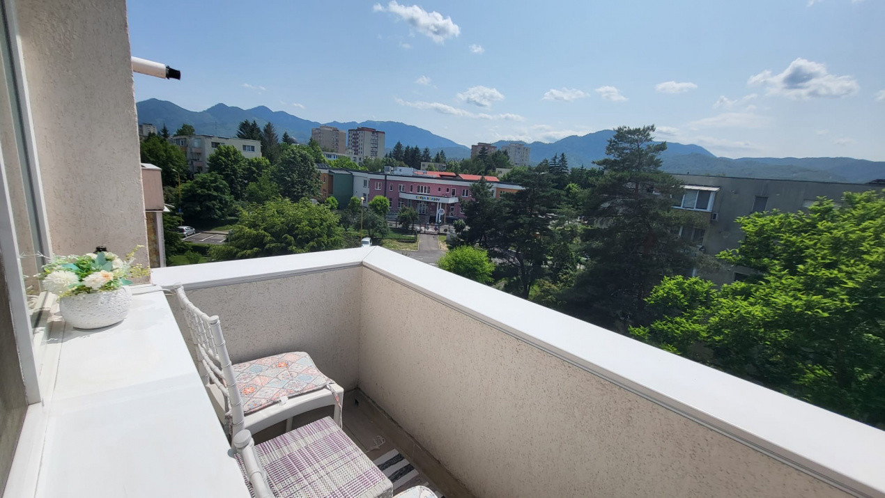 Apartament de vânzare 2 camere, zona Astra |complet mobilat și utilat | etaj 4/4