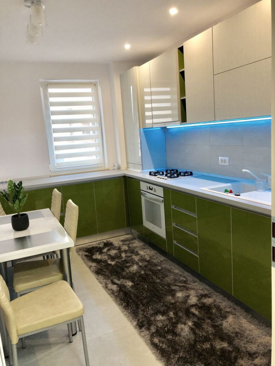 Apartament 2 camere de inchiriere, decomandat – URBAN TRACTORUL, parcare inclusă