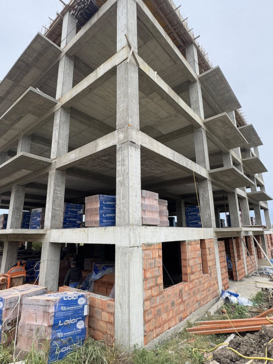 Proiect NOU - Apartamente de vânzare - Valea Lupului Bloc 4 etaje cu lift