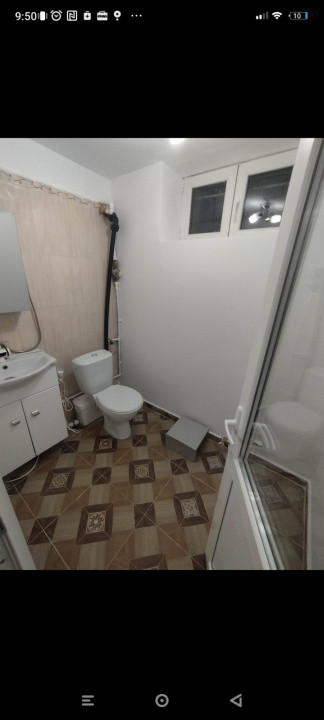 De vânzare – Spatiu cochet la demisol, 21 mp, ideal pentru locuit sau birou 