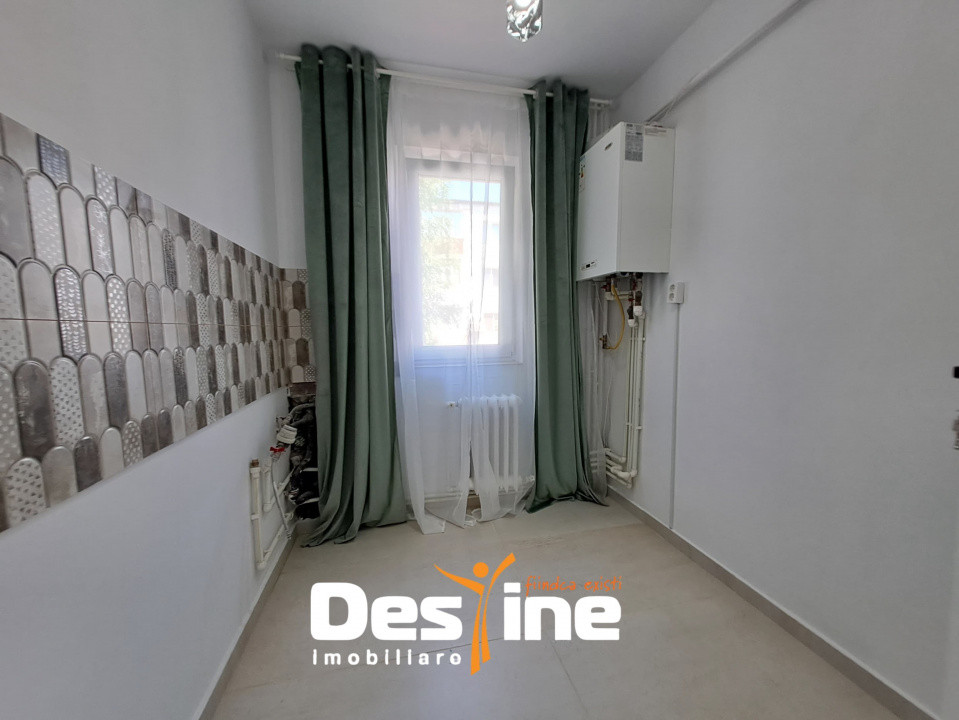 ALEXANDRU CEL BUN, Apartament 3 camere, SEMIDECOMANDAT, etaj 2, 55 MP