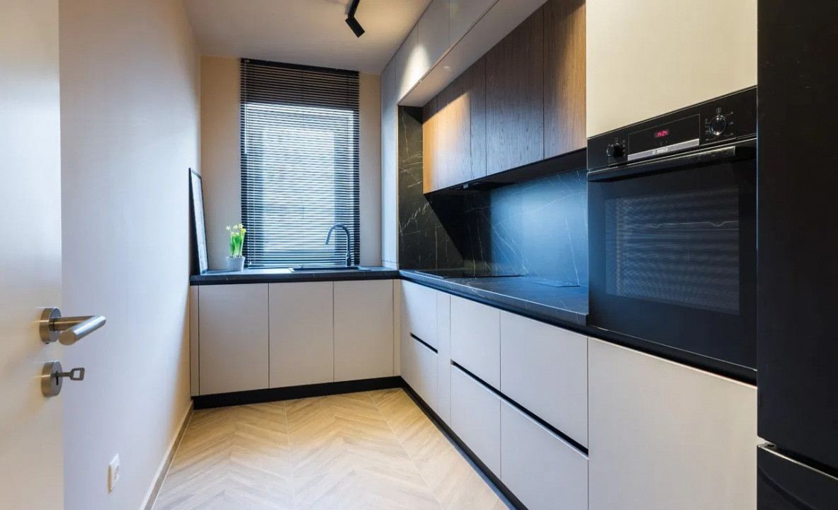 Studio 47 mp, etajul 4, Qualis Coresi