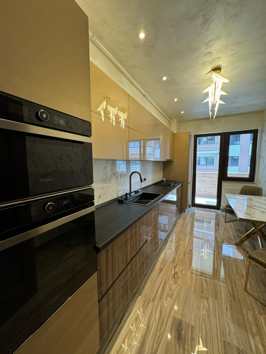 Apartament de Lux 2 Camere | 76 mp | 2 Băi | Parcare | Isaran, Brașov