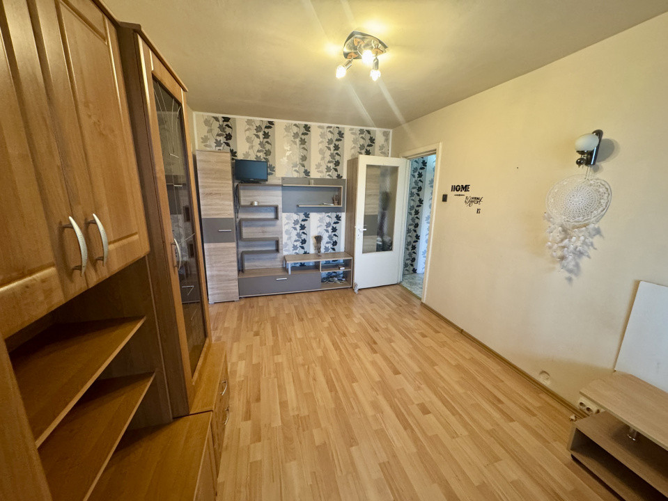 Apartament 2 camere etaj 3