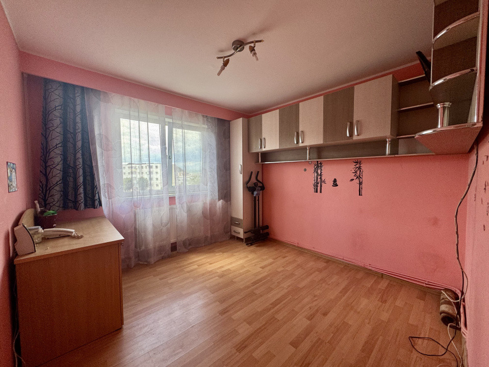 Apartament 2 camere etaj 3