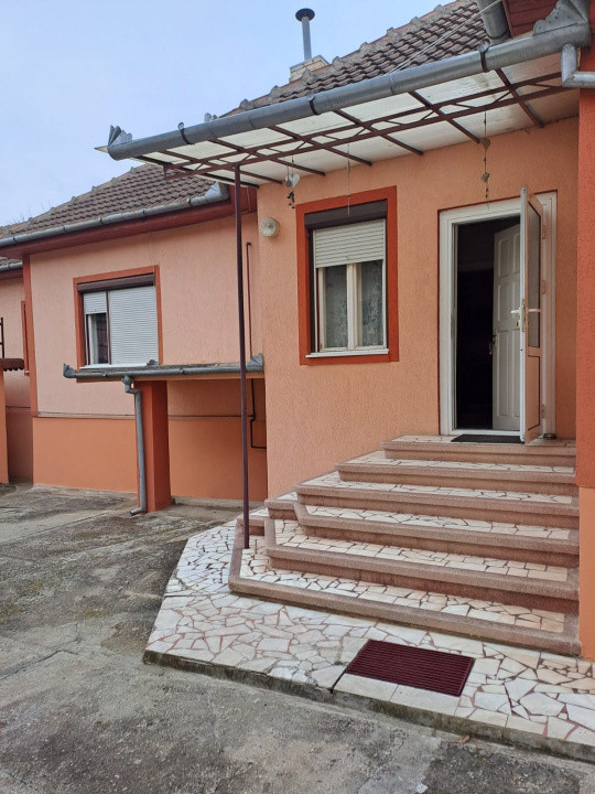 CASA DE VANZARE IN HD