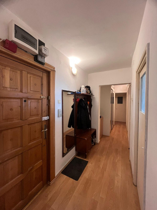 Apartament 3 camere decomandat, 70 mp, balcon izolat – zonă ASTRA, Brașov