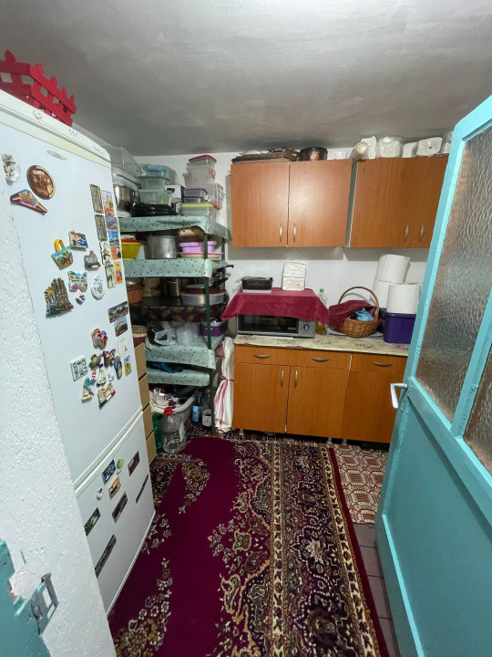 Casă cu 3 camere, garaj și curte spațioasă – zona Giulești 