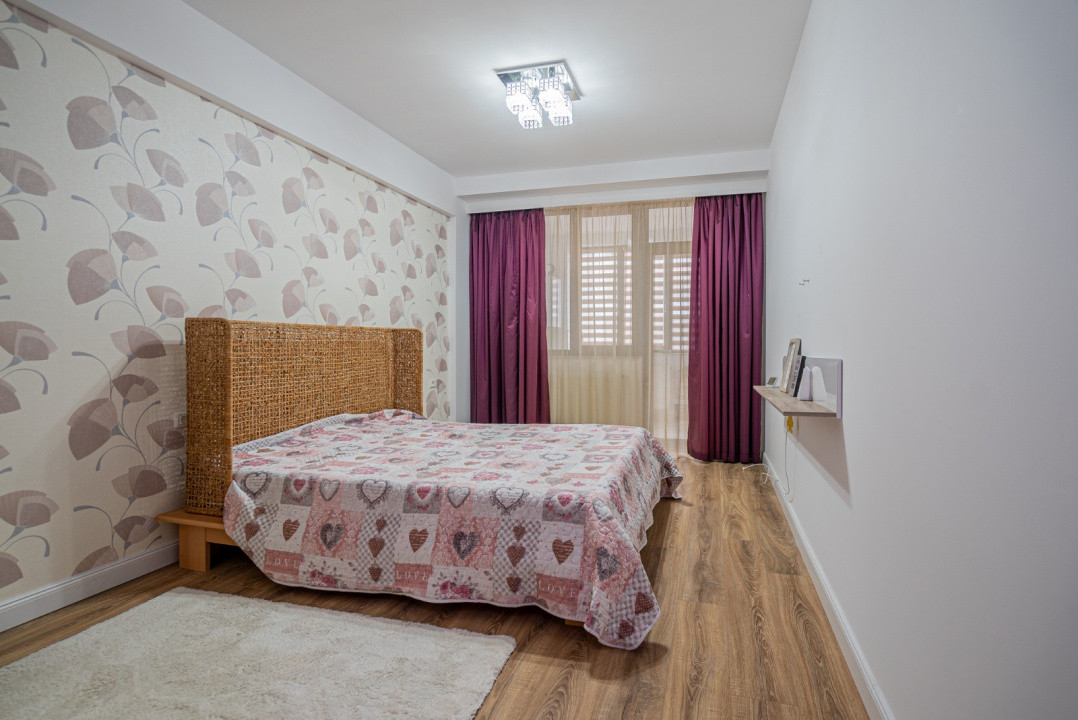Apartament 3 camere, 100 m², decomandat, parcare subterană – zona Coresi