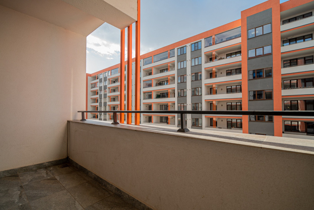 Apartament 3 camere, 100 m², decomandat, parcare subterană – zona Coresi