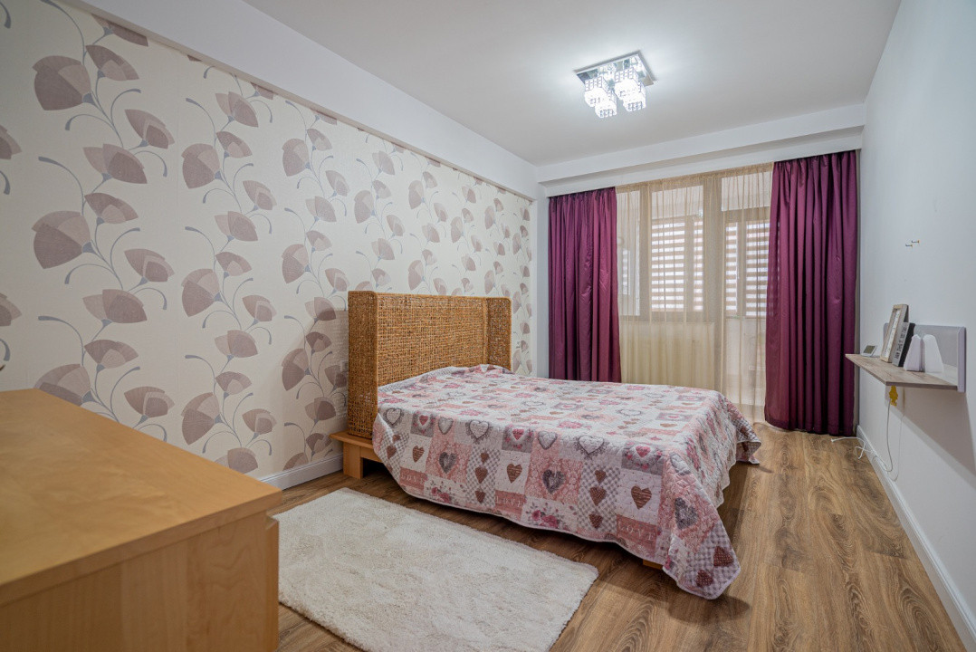 Apartament 3 camere, 100 m², decomandat, parcare subterană – zona Coresi