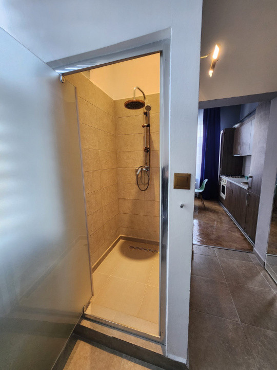 Închiriere apartament semidecomandat – zonă centrală, 5 min de AFI Mall