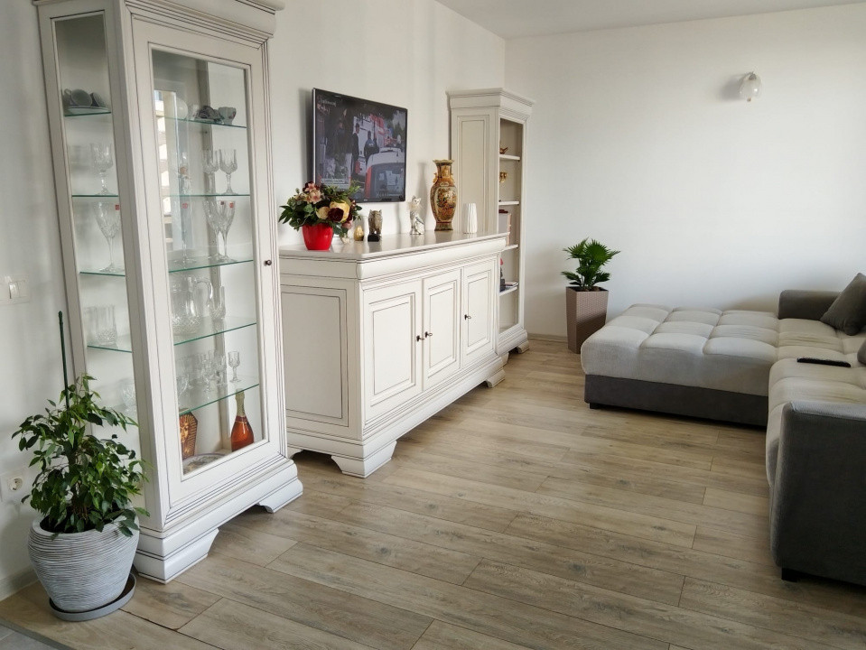 Închiriere 2 camere – Urban Residence, etaj 5, complet mobilat