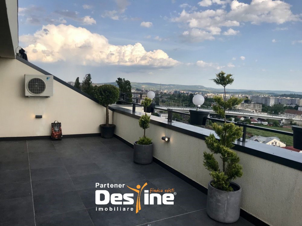 Apartament tip Penthouse - 3 camere - Păcurari