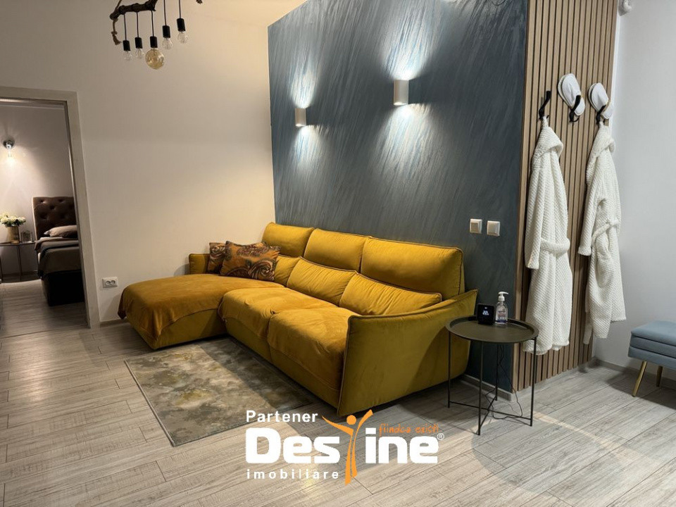 Apartament tip Penthouse - 3 camere - Păcurari