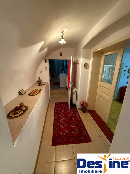 Casa centrala cu istorie si teren generos de 800mp