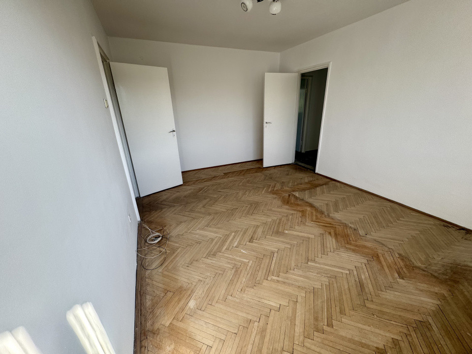 Apartament 2 camere etaj 4