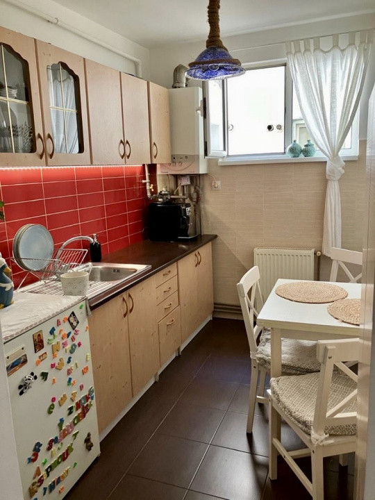 Apartament 2 camere, 51 mp, mobilat & utilat complet – Astra, Brașov – Etaj 8/10