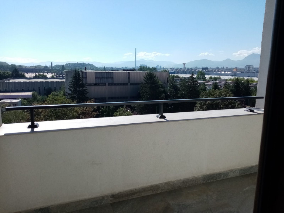 Apartament 2 camere de inchiriat zona Coresi 