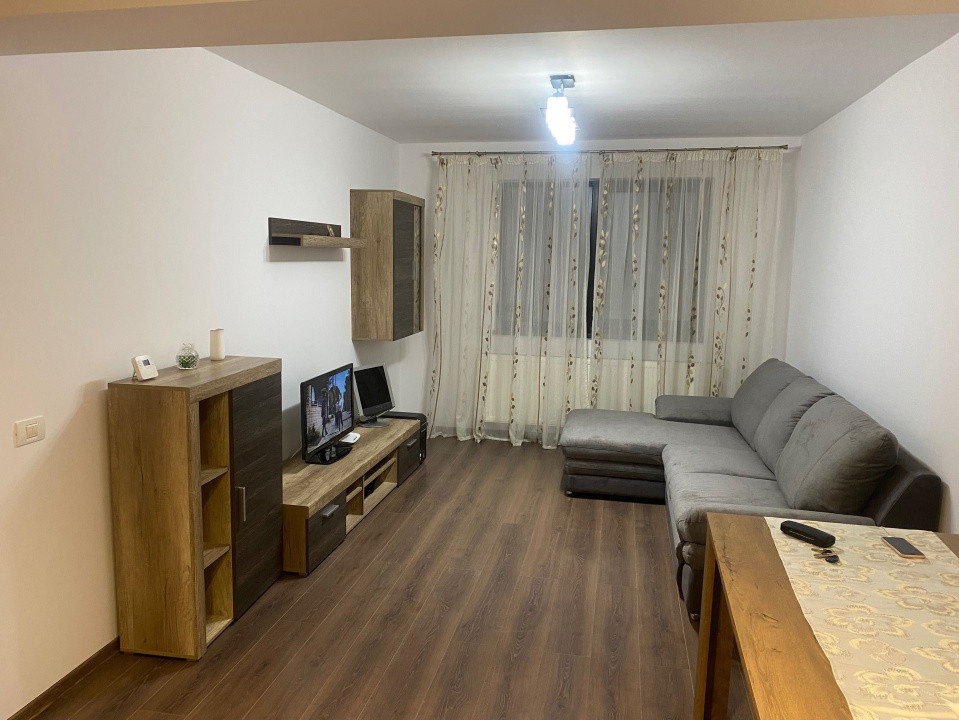 Apartament 2 camere, parter 58 mp, Tractorul