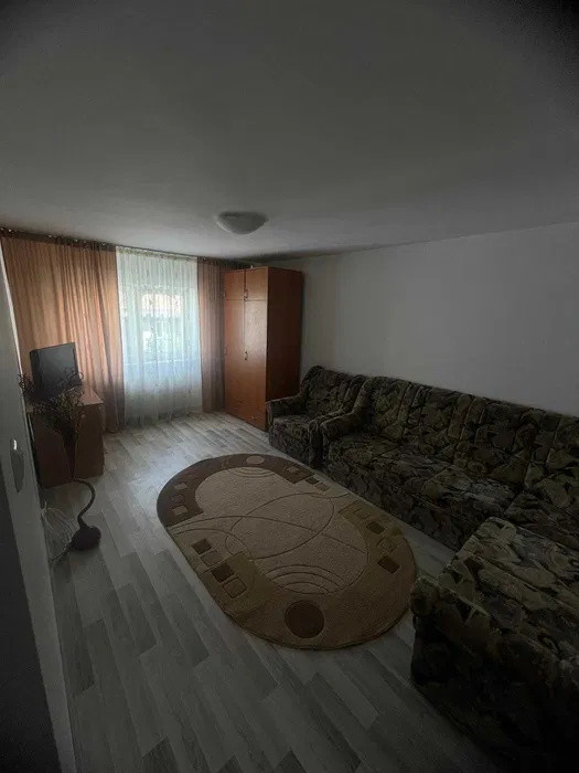 Apartament 2 cam 49 mp, et 2, zona Operei
