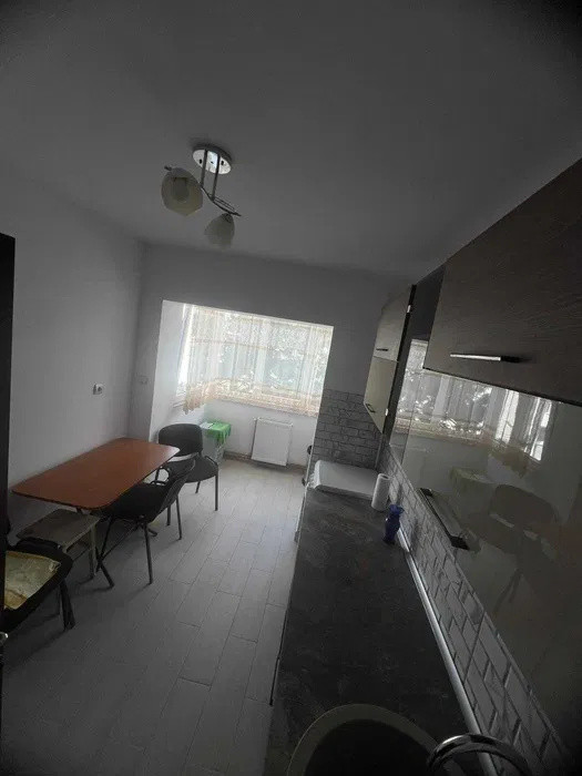 Apartament 2 cam 49 mp, et 2, zona Operei