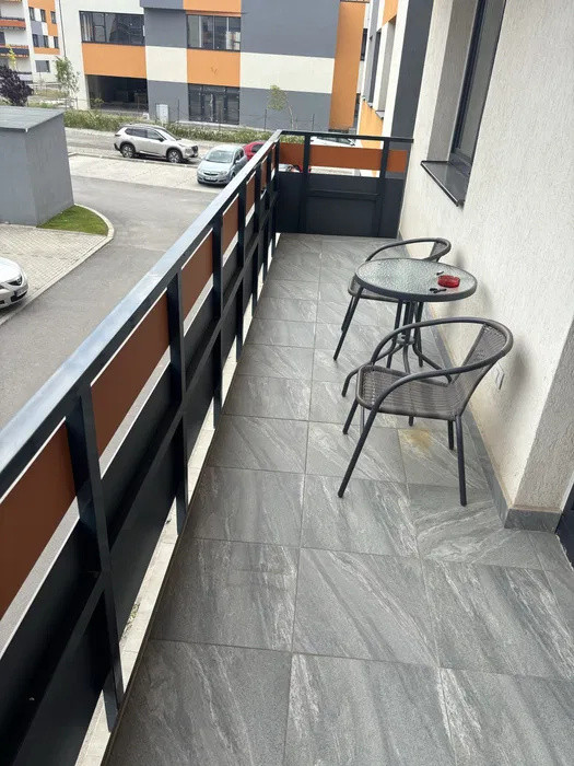 Apartament 2 cam 56 mp, et 1, Grandis Tractorul