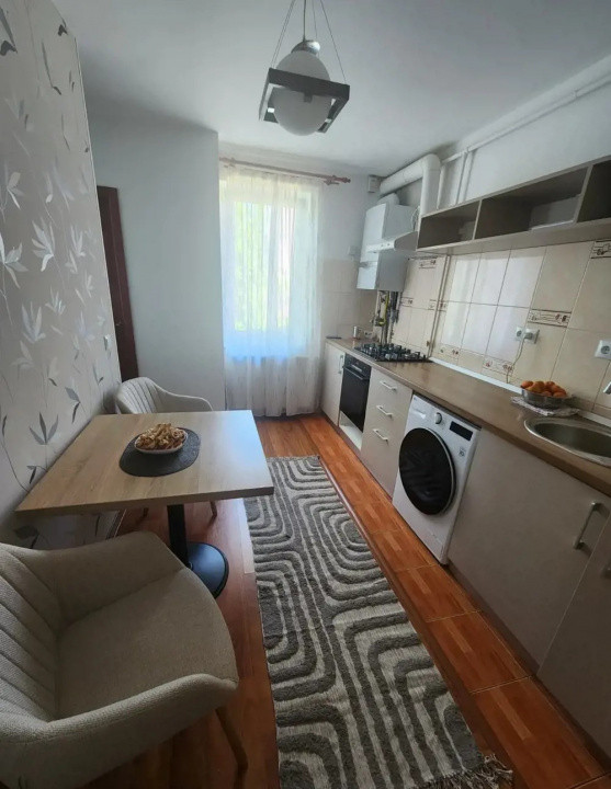Apartament 3 camere 70 mp, et 1, Grivitei