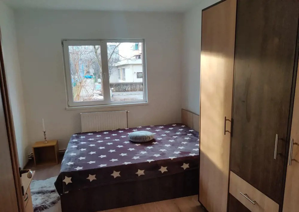 Apartament 3 camere 60 mp, parter, Tractorul 