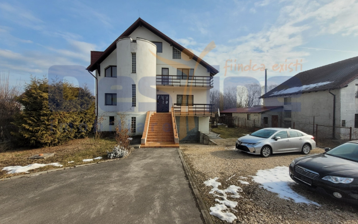VILA cu 6 camere de vanzare in STUPINI, 250 MP + teren 1250 MP, COMISION 0%
