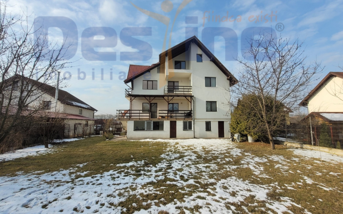 VILA cu 6 camere de vanzare in STUPINI, 250 MP + teren 1250 MP, COMISION 0%