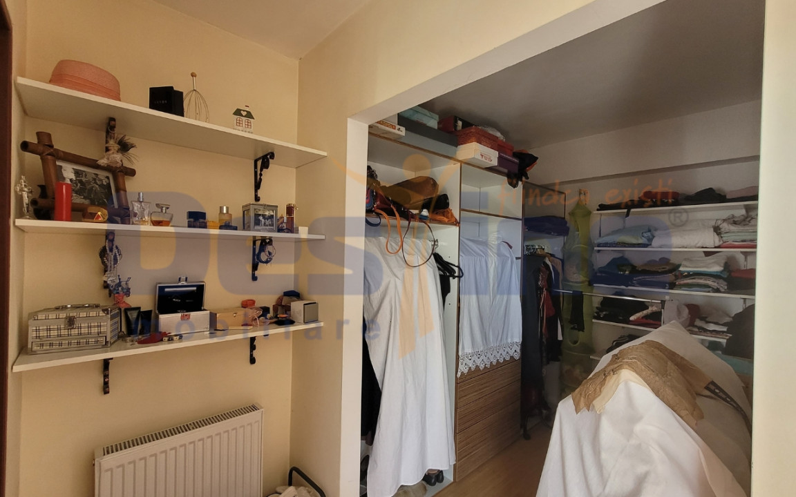VILA cu 6 camere de vanzare in STUPINI, 250 MP + teren 1250 MP, COMISION 0%