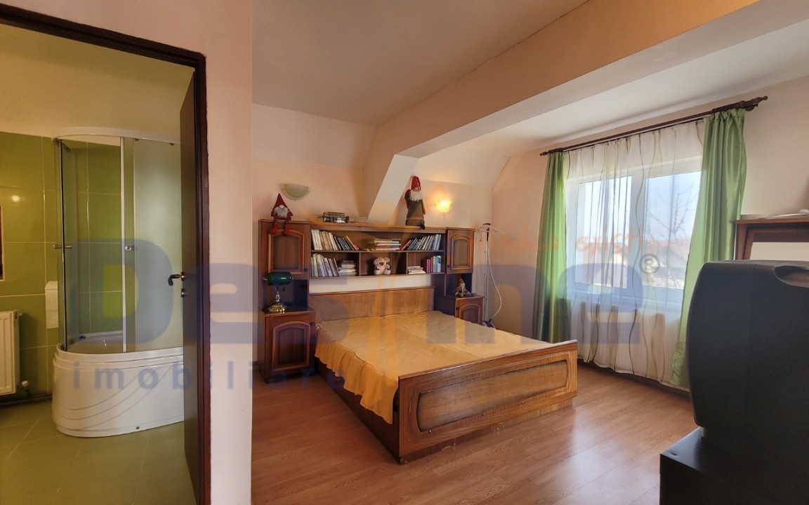 VILA cu 6 camere de vanzare in STUPINI, 250 MP + teren 1250 MP, COMISION 0%